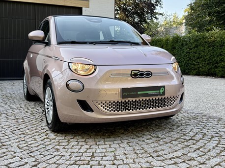 Fiat 500E